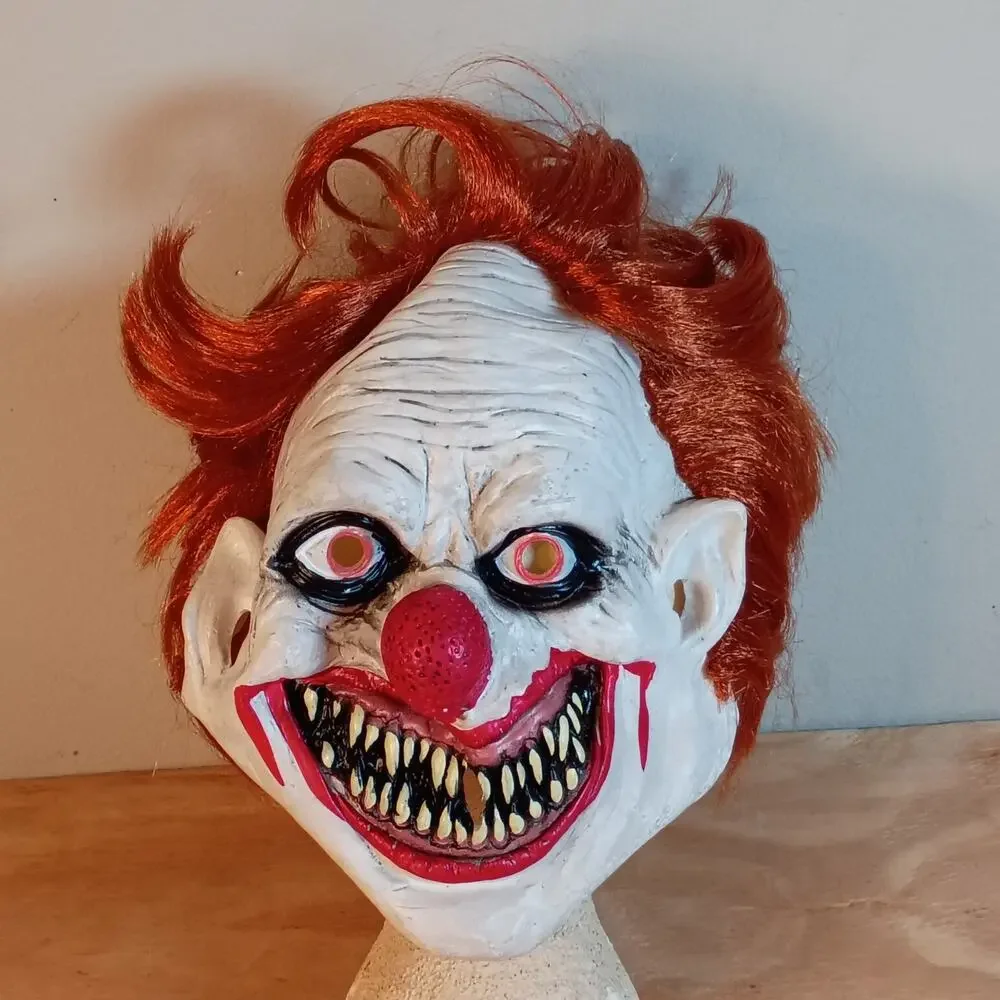 Creepy Evil Killer Clown Mask Red Hair Sharp Teeth Horror Halloween Costume